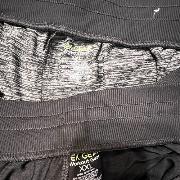 Bundle of 3 Tek Gear Lightweight casual Shorts - Picture 6 of 13